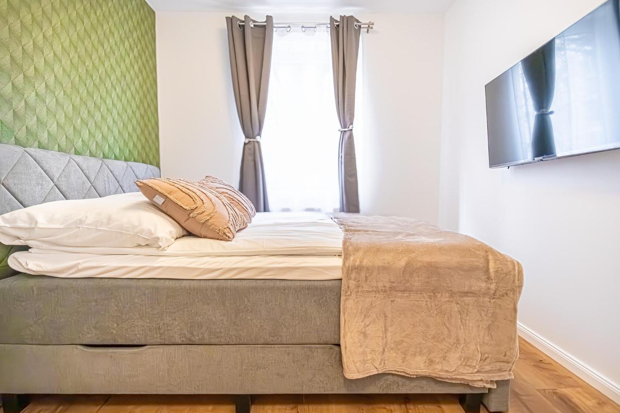 Charming 1Br And 1Lr Apt Modern Design Donaustadt Вена Экстерьер фото