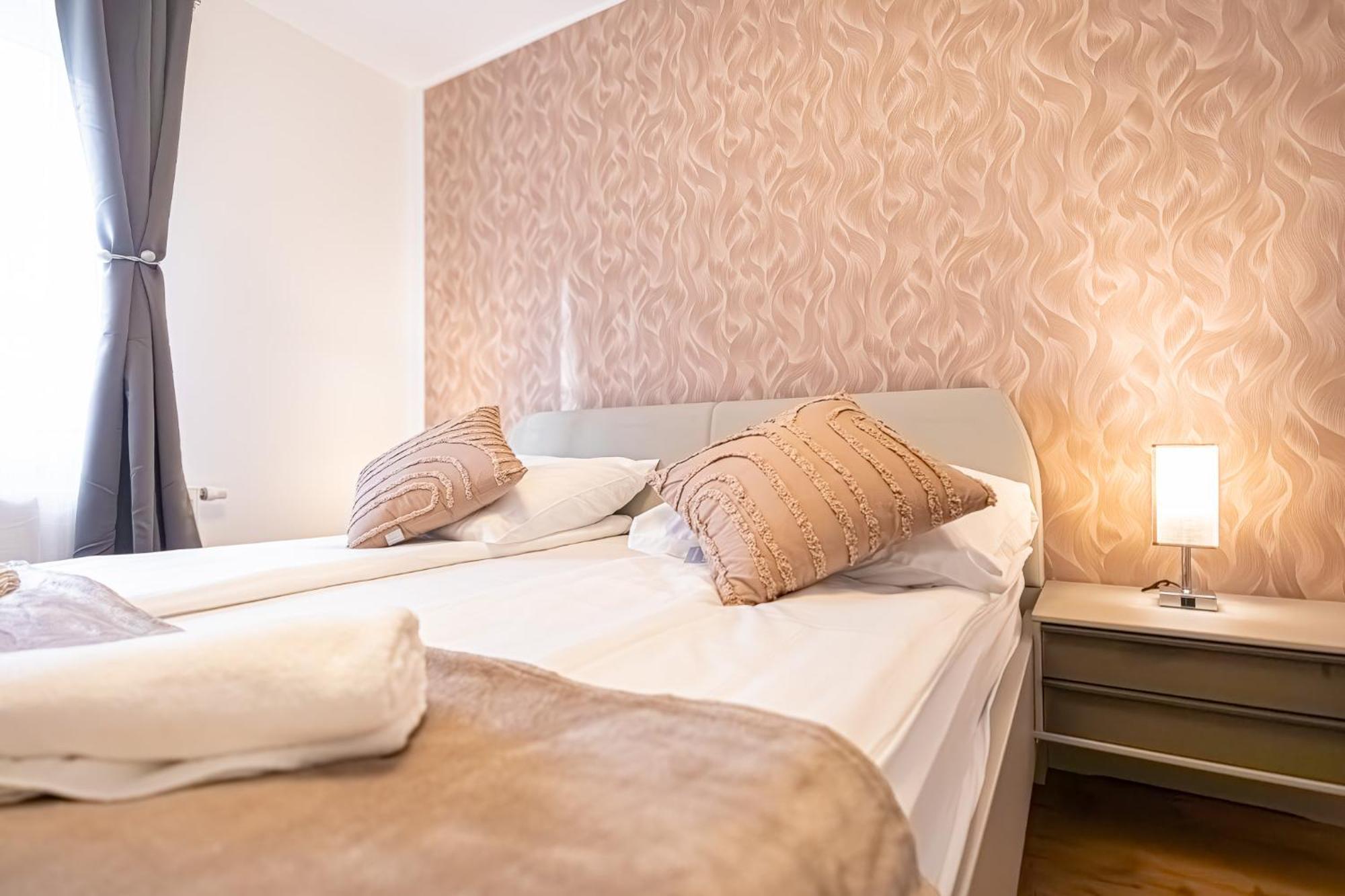Charming 1Br And 1Lr Apt Modern Design Donaustadt Вена Экстерьер фото