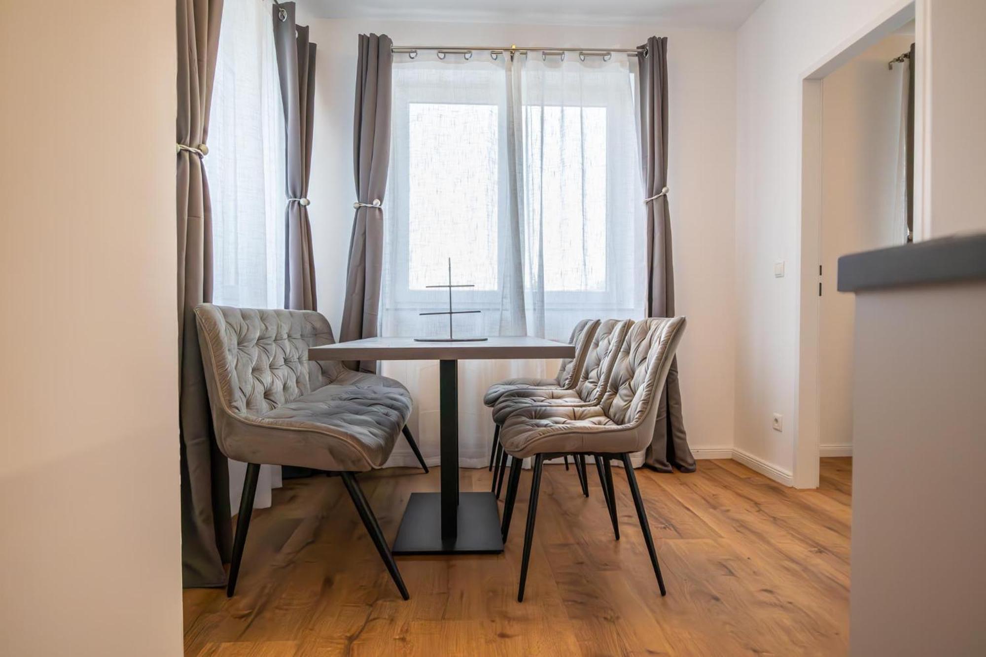 Charming 1Br And 1Lr Apt Modern Design Donaustadt Вена Экстерьер фото