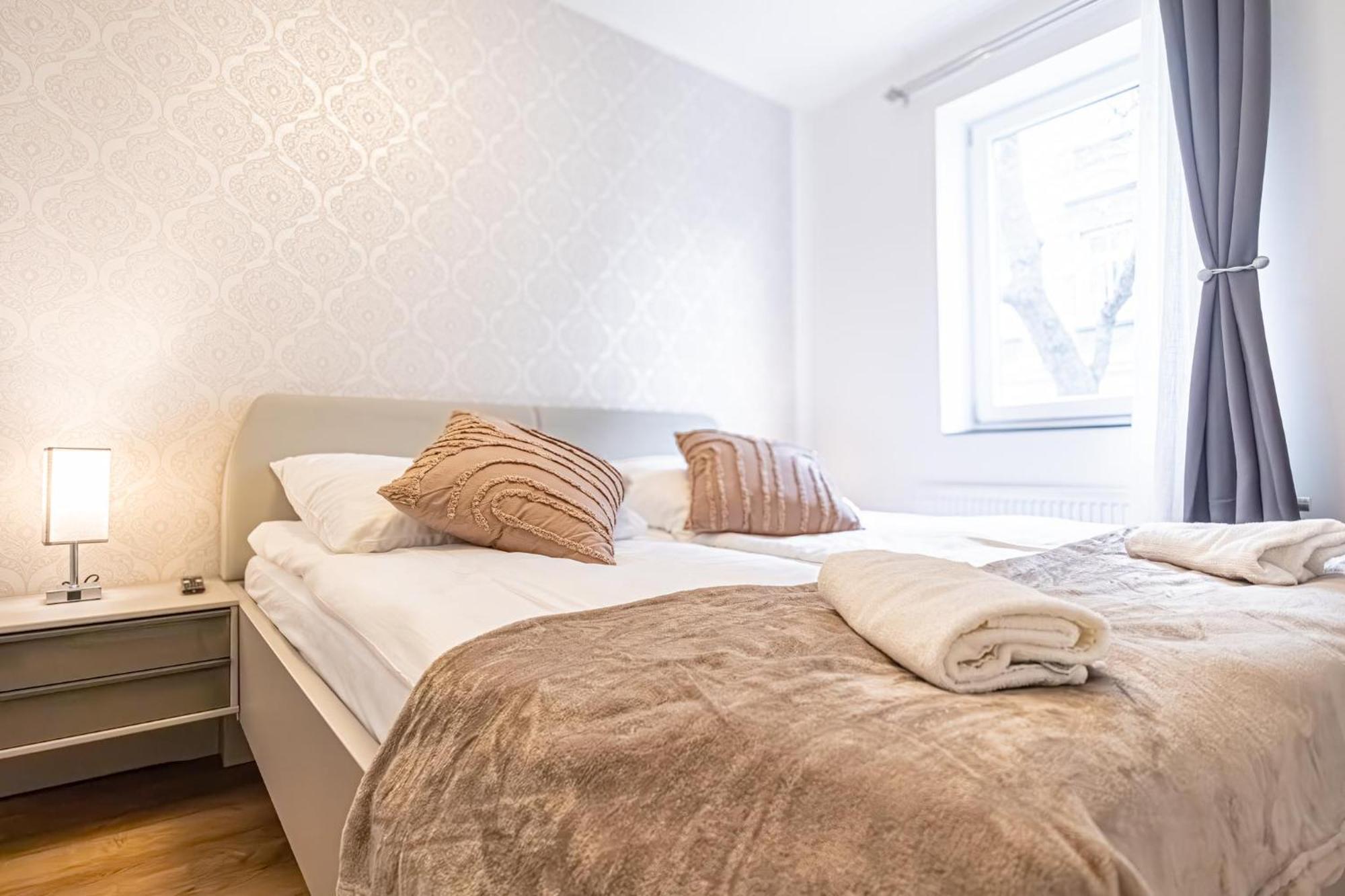 Charming 1Br And 1Lr Apt Modern Design Donaustadt Вена Экстерьер фото