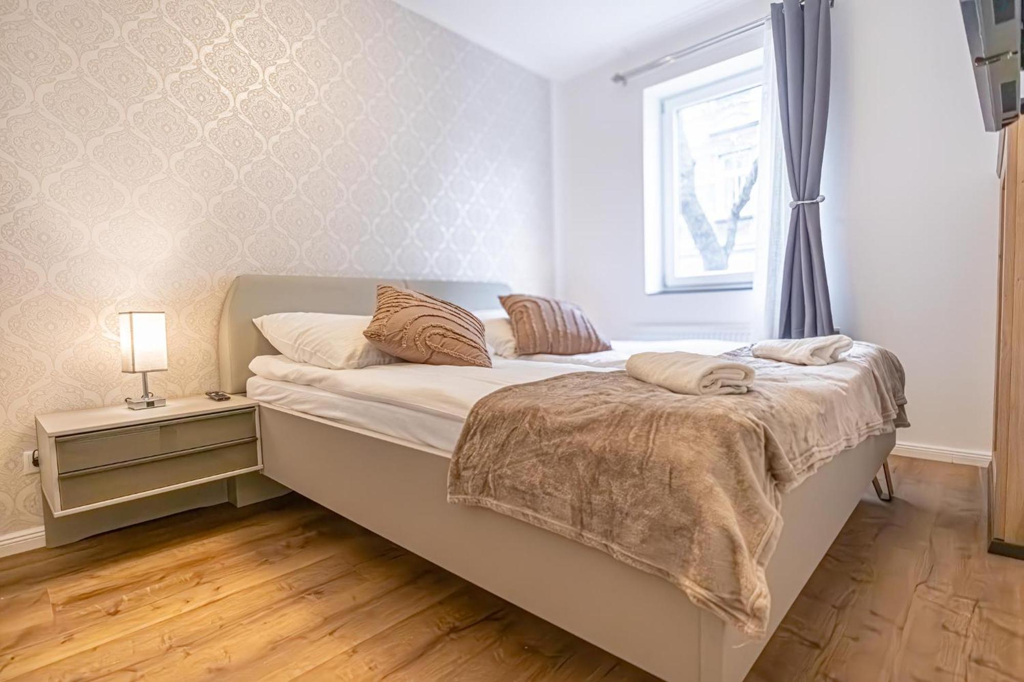 Charming 1Br And 1Lr Apt Modern Design Donaustadt Вена Экстерьер фото