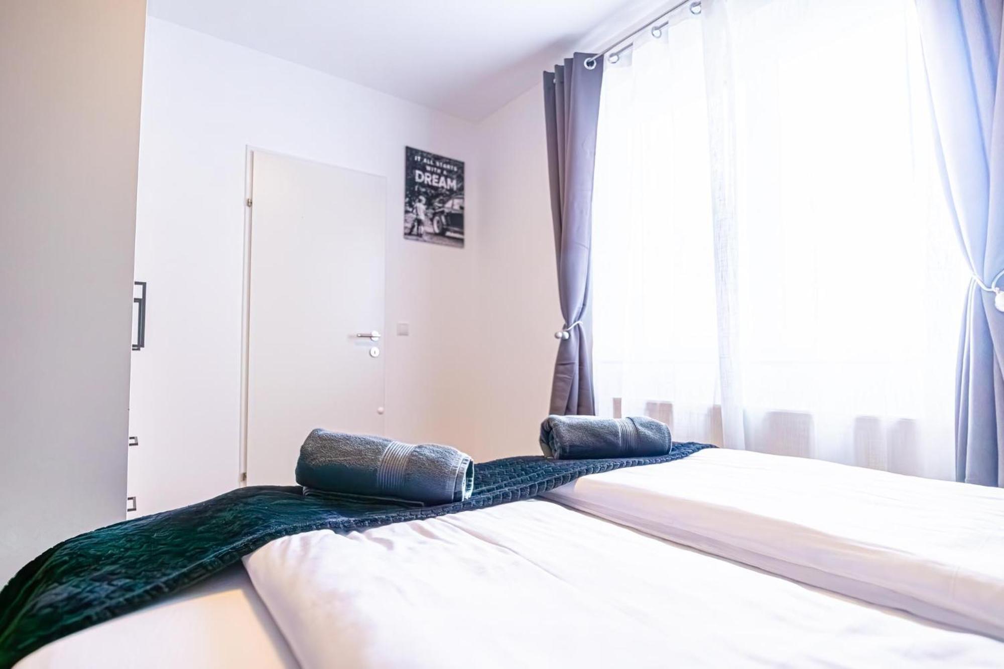 Charming 1Br And 1Lr Apt Modern Design Donaustadt Вена Экстерьер фото